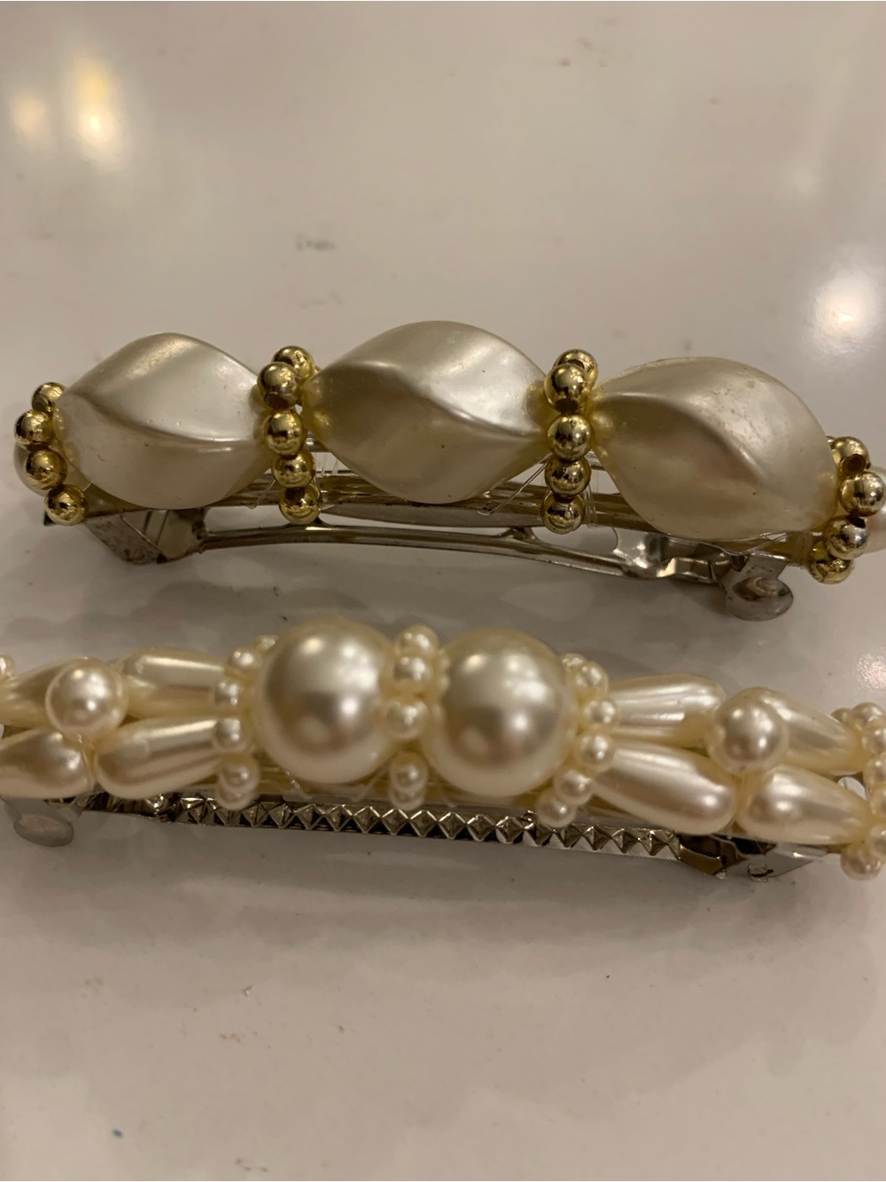 Vintage Hair Clips Set Of (4)  Fancy Beaded Hair Barrettes 3”  estimated late - Picture 3 of 6